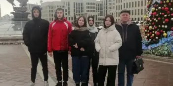 "Новогодняя сказка" 9"В" класса