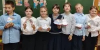 В 4 "А" и 4 "Б" классах прошло мероприятие, посвящённое Дню пожилого человека