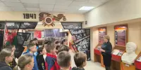 Погружение в историю и армейскую жизнь: учащиеся посетили Музей боевой славы 72 ОУЦ