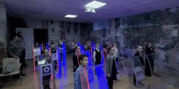 Маленькие защитники большого мира: 1 "Б" в музее МЧС