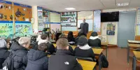 От водительских прав до управления дроном: десятиклассники на экскурсии в ДОСААФ