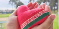 Мы держим в руках то, что нас объединяет